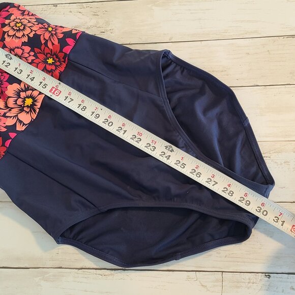 Downeast One Piece Swimsuit Modest Floral Ruffle NEW Small Beach Soft Cup - Picture 6 of 7